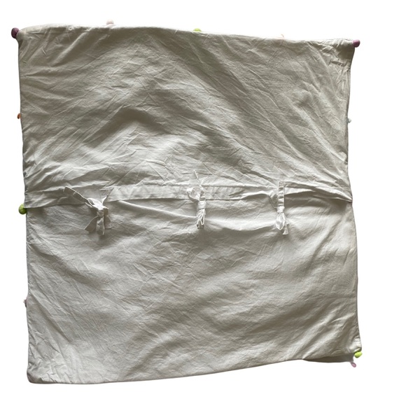 Pottery Barn Kids Pom Pom Quilt Euro Shams Pair - Picture 4 of 4